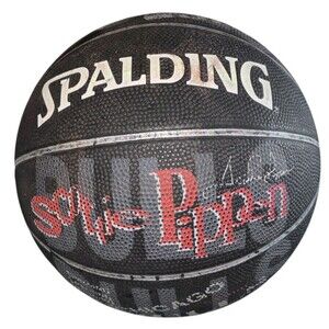 Scottie Pippen Chicago Bulls Spalding Basketball Vintage 90s NBA Black Full Size